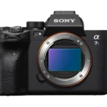 Alpha 7S III - Appareil photo à objectif interchangeable plein format 12,1 MP, 10 FPS, 4K/120p haute sensibilité  Modèle : ILCE-7SM3