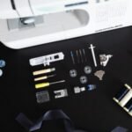 Cecotec Machine à coudre électronique BelleCouture 21500. Machine à coudre avec 215 points, écran LCD, bras libre, enfilage et bobinage automatiques, idéale pour projets créatifs et avancés. – Image 6