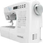 Cecotec Machine à coudre électronique BelleCouture 21500. Machine à coudre avec 215 points, écran LCD, bras libre, enfilage et bobinage automatiques, idéale pour projets créatifs et avancés.