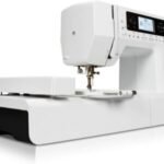 Bernina 4260366210536 Bernette Chicago 7 Machine à coudre et à broder, Blanc